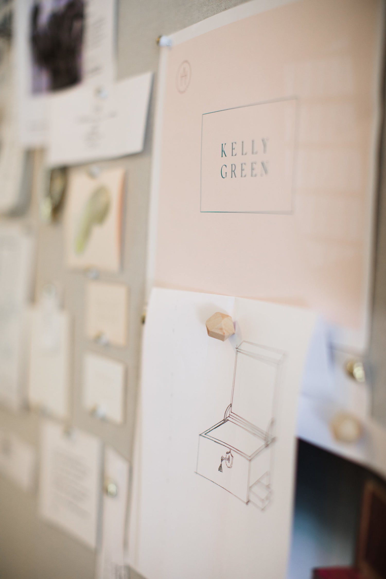 Interior Designer seeks great stash box solution